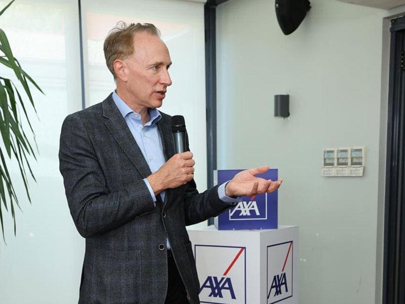 AXA Global CEO’su Thomas Buberl