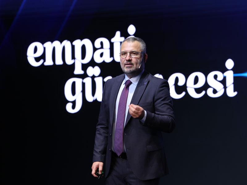 AXA Türkiye CEO’su Yavuz Ölken