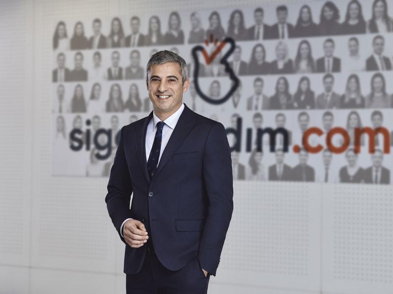 sigortaladim.com Pazarlama Direktörü İzzet Özveren